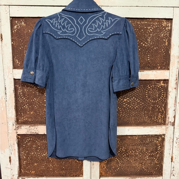 Double D Ranch Faux Suede Blouse Size XS - Picture 2 of 7